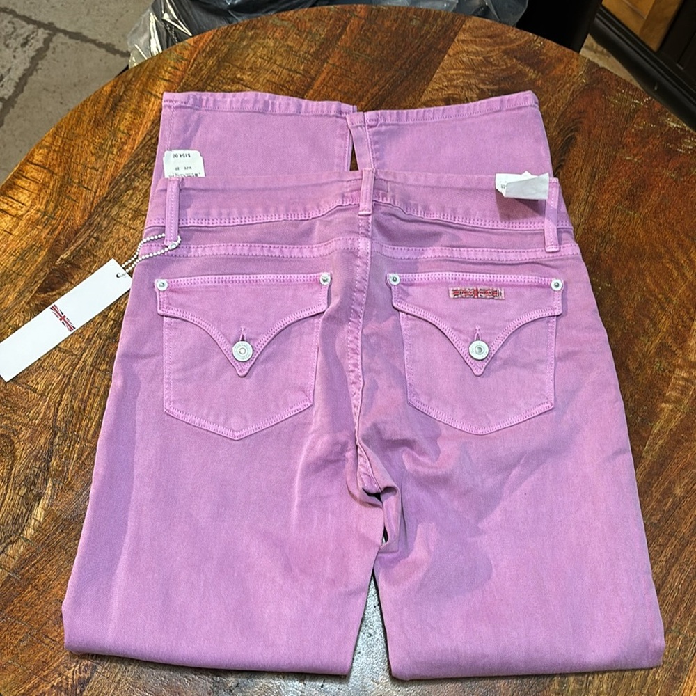 NWT HUDSON Women's Beth Baby Bootcut Jean with Back Flap Pockets - Picture 8 of 11